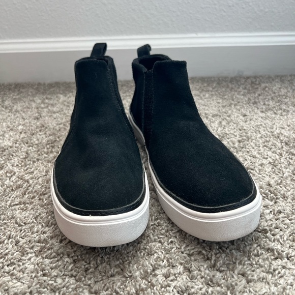 Toms Black Suede Slip-On Boots - Picture 5 of 6